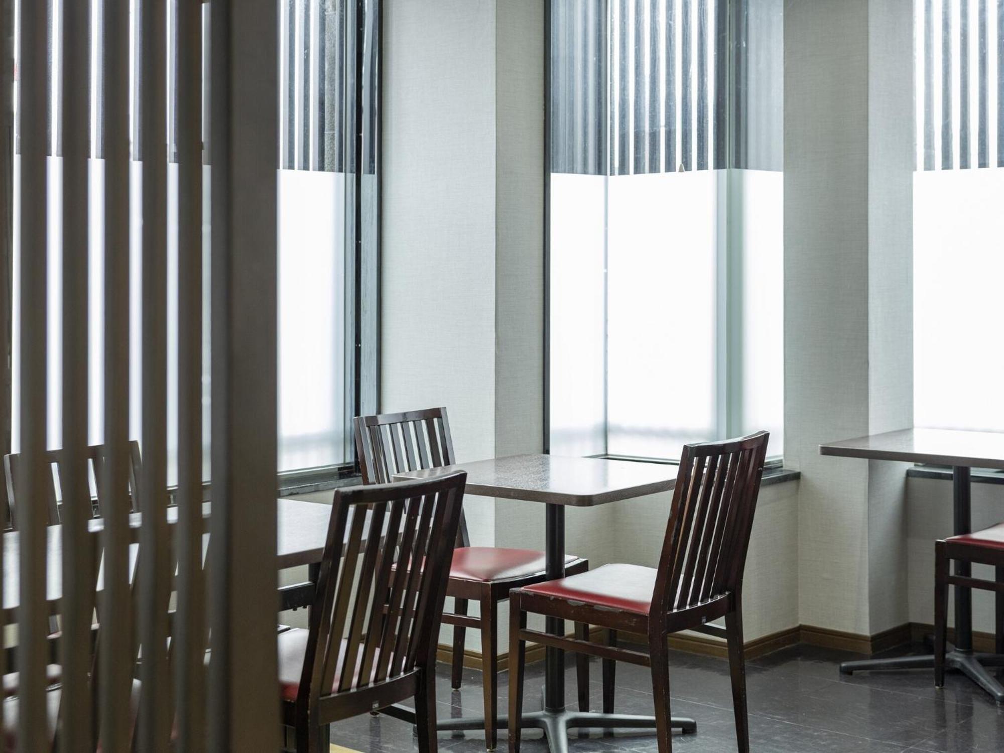 Hotel Wing International Miyakonojō מראה חיצוני תמונה